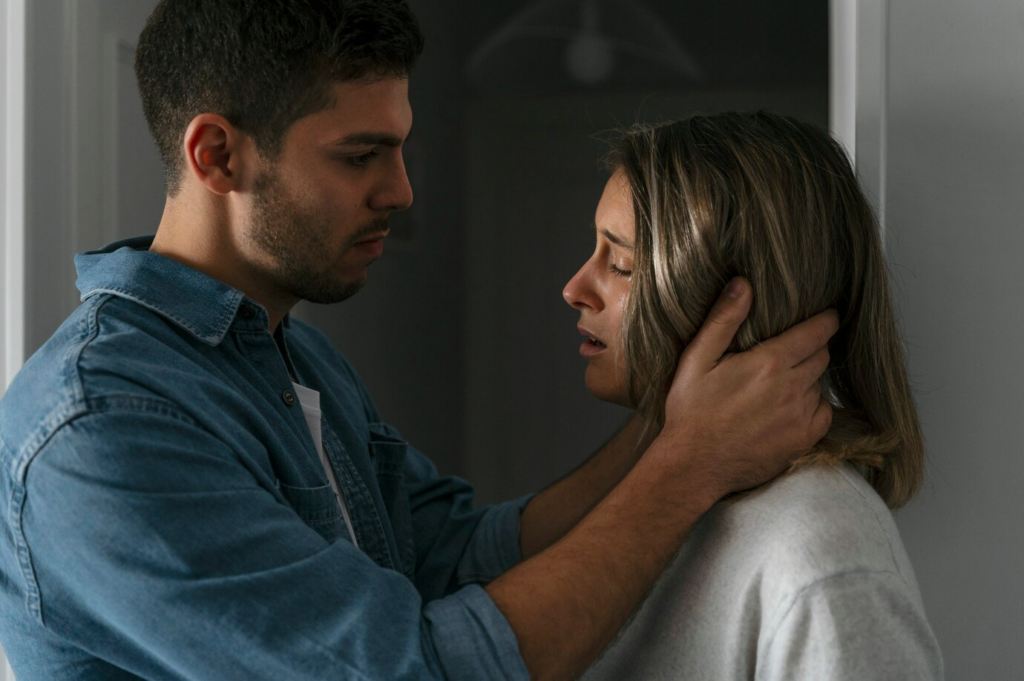 love bombing, manipulación