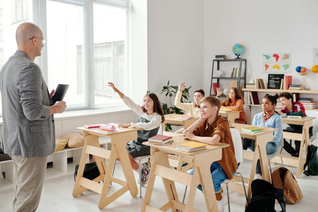 escuela, acompañar, autoestima, clase, rol del acompañante terapéutico, acompañamiento terapéutico, acompañante terapéutico, AT