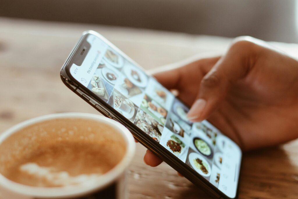 hate en redes sociales, hate y redes, instagram, violencia en redes sociales, hate digital, redes sociales, odio, melancolía en bucle